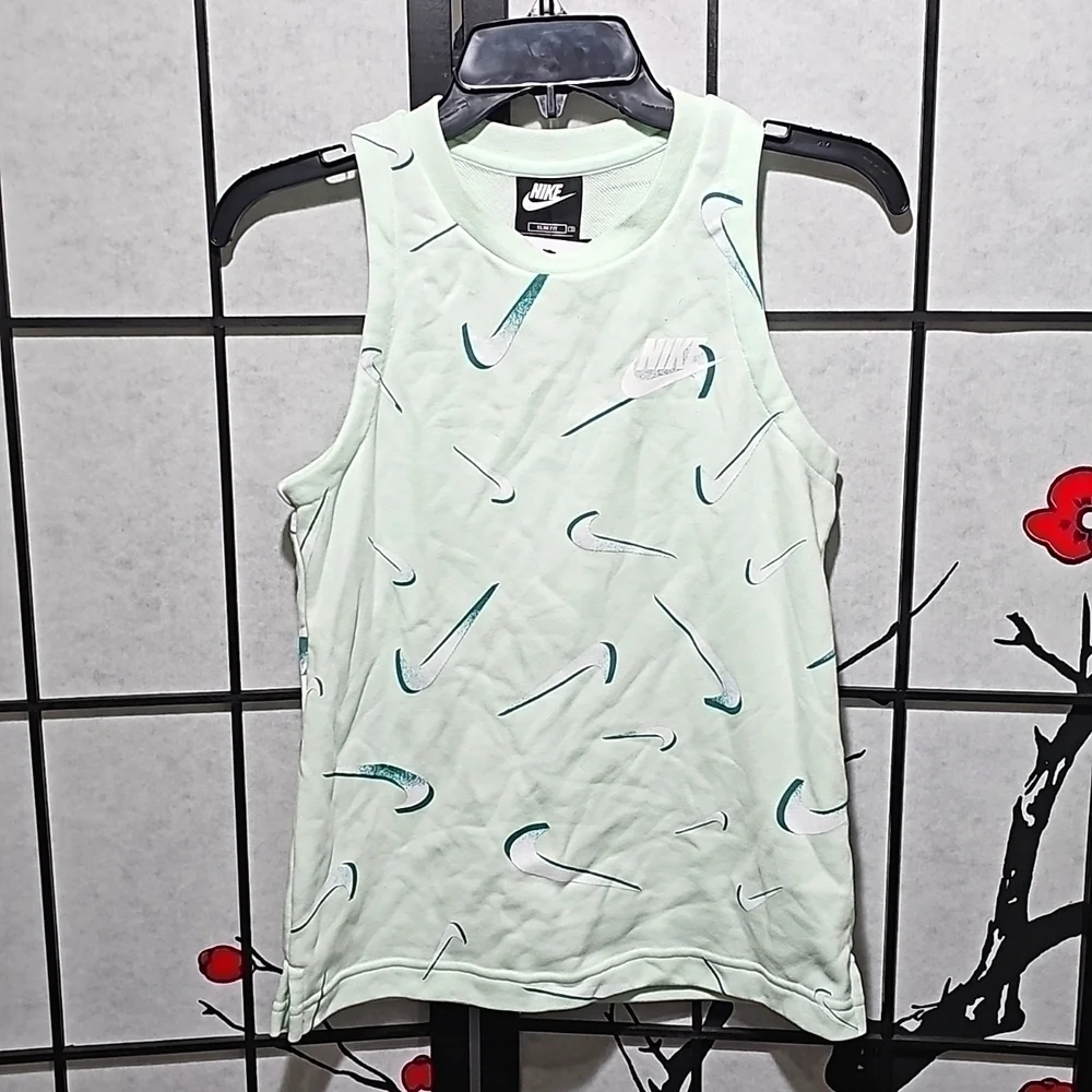 Nike Tank Top Size Large Girls NWT Youth